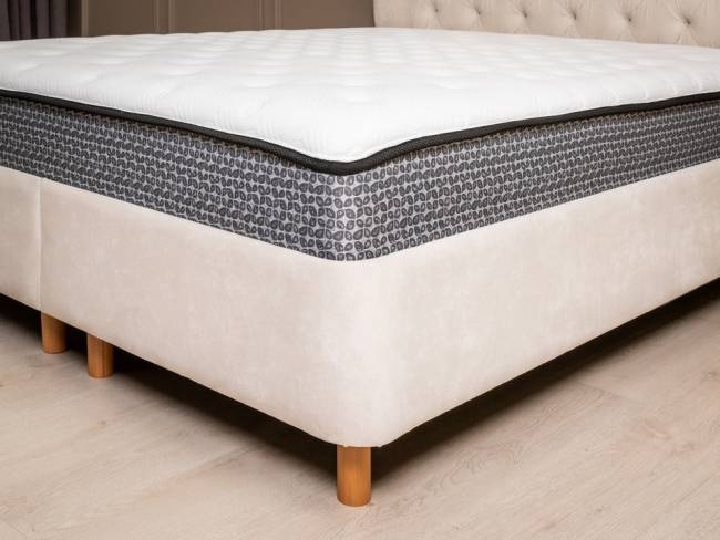 Матрас One Base Medium Матрас One Base Medium