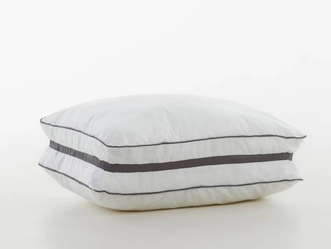 Подушка One Strong