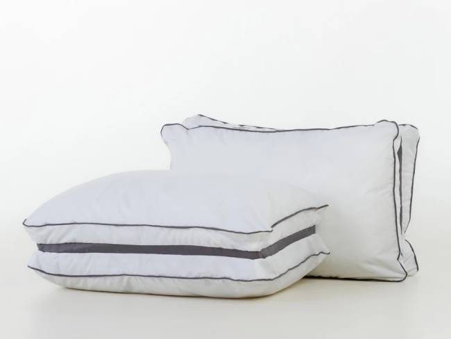 Подушка One Strong